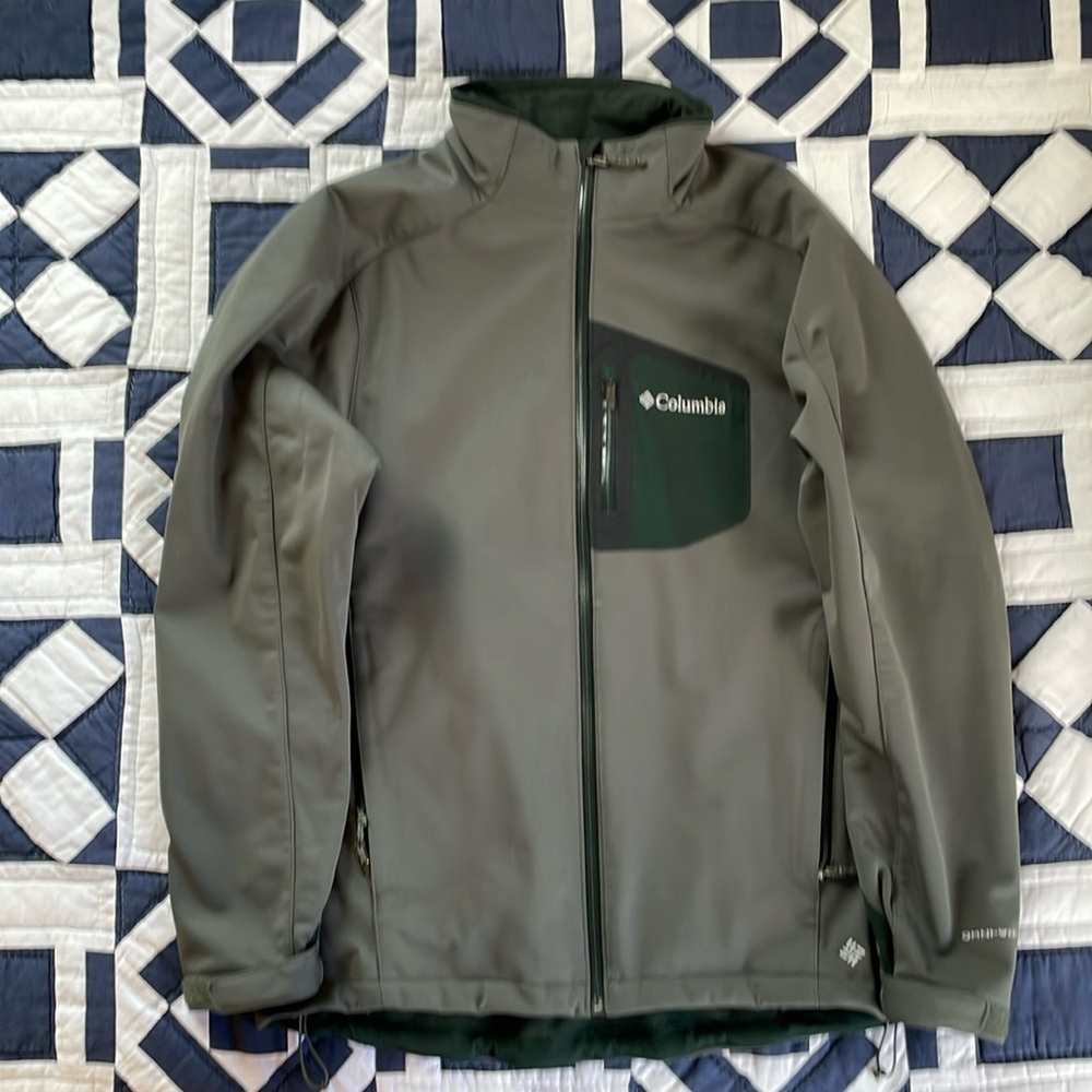 Columbia Hunter Green Men’s Large Omni Shield Wind Block Breathable Jacket Coat